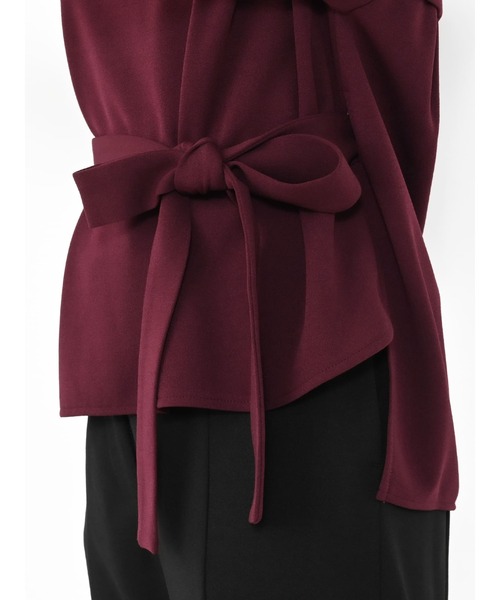 COHINA（コヒナ）の「シャツテールブラウス×テーパードパンツセットアップ 【低身長・小柄女性】（セットアップ・レディース・レッド・SHORT）」の6枚目の写真