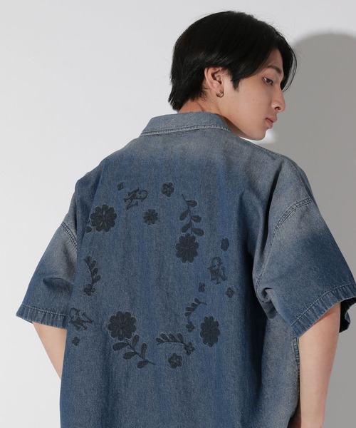 Anui（アニュイ）の「【UNISEX】フラワーデニムシャツ（シャツ/ブラウス・レディース・ブルー/ブラック・MEDIUM）」の9枚目の写真