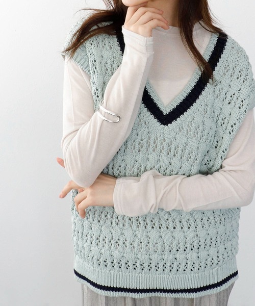 Jines（ジネス）の「テープヤーンレースメッシュベスト（ベスト・レディース・ベージュ/グリーン・38）」の21枚目の写真