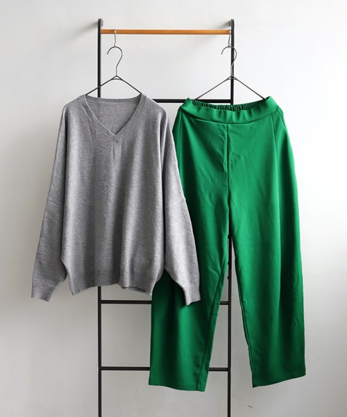 antiqua(アンティカ)の「コーデセット カシミヤタッチドルマンニット×カッティングテーパードパンツ(セットアップ・レディース・パープル/ナチュラル/杢グレー・L/M)」の21枚目の写真