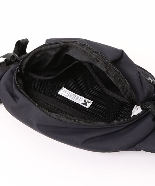 MAKAVELIC(マキャベリック)の「【RS】【MAKAVELIC】JADE E.P. WAIST BAG EVOLUTION(ボディバッグ/ウエストポーチ・メンズ・ブラック・FREE)」の4枚目の写真