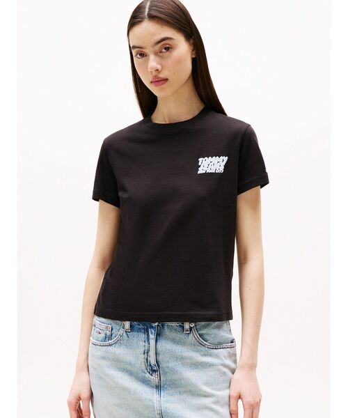 tommy jeans(トミー ジーンズ)の「レギュラーバブルロゴTシャツ(Tシャツ/カットソー・レディース・ホワイト/ブルー/ブラック・SMALL/X-SMALL/MEDIUM)」の1枚目の写真