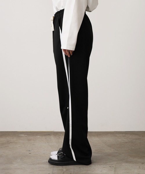 ROOPTOKYO(ループトウキョウ)の「Sideline Easy Sweatpants / サイドライン イージースウェットパンツ メンズ 秋物 秋服 2026年秋冬(スウェットパンツ・メンズ・グレー/ブラック・M/L)」の16枚目の写真