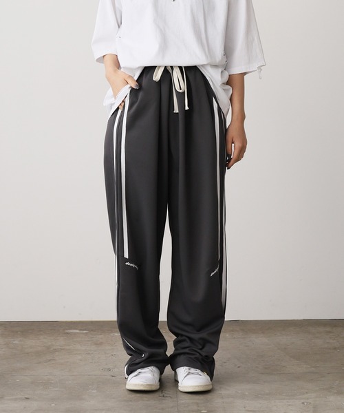 ROOPTOKYO(ループトウキョウ)の「Sideline Easy Sweatpants / サイドライン イージースウェットパンツ メンズ 秋物 秋服 2026年秋冬(スウェットパンツ・メンズ・グレー/ブラック・M/L)」の19枚目の写真
