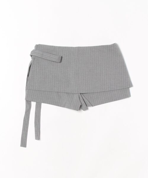 Never mind the XU / Chikashitsu+(ネバーマインド ザ エックスユー / チカシツプラス)の「【nmtc+】stripe rap pants / 【エヌエムティーシープラス】ストライプボーダーラップスカートパンツ(スカート・レディース・チャコール/ベージュ/グレー・ONE SIZE)」の4枚目の写真