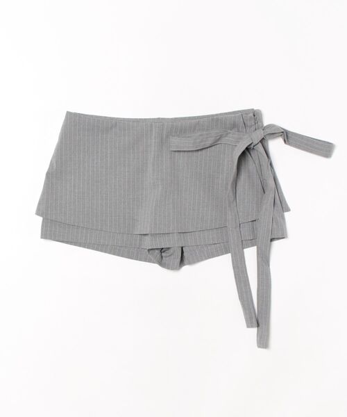 Never mind the XU / Chikashitsu+(ネバーマインド ザ エックスユー / チカシツプラス)の「【nmtc+】stripe rap pants / 【エヌエムティーシープラス】ストライプボーダーラップスカートパンツ(スカート・レディース・チャコール/ベージュ/グレー・ONE SIZE)」の5枚目の写真