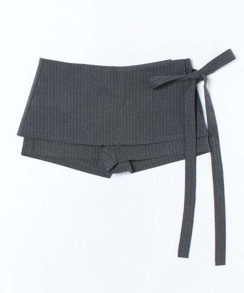 Never mind the XU / Chikashitsu+(ネバーマインド ザ エックスユー / チカシツプラス)の「【nmtc+】stripe rap pants / 【エヌエムティーシープラス】ストライプボーダーラップスカートパンツ(スカート・レディース・チャコール/ベージュ/グレー・ONE SIZE)」の13枚目の写真