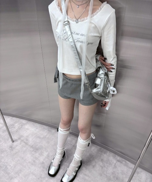 Never mind the XU / Chikashitsu+(ネバーマインド ザ エックスユー / チカシツプラス)の「【nmtc+】stripe rap pants / 【エヌエムティーシープラス】ストライプボーダーラップスカートパンツ(スカート・レディース・チャコール/ベージュ/グレー・ONE SIZE)」の20枚目の写真