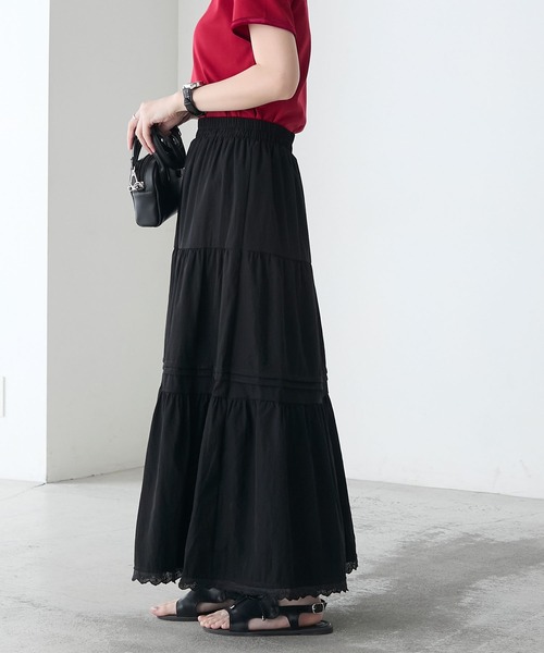 BONLECILL（ボンルシール）の「ピンタックデザイン裾レースギャザーロングスカート（スカート・レディース・ホワイト/ブラック・FREE）」の17枚目の写真