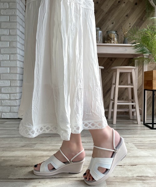 LUGG NAGG（ラグナグ）の「【REFRESH WALK】【2WAY】ストラップ稼働サンダル【３Ｅ】（サンダル・レディース・ブラック/シルバー/ホワイト・L/M/S）」の10枚目の写真