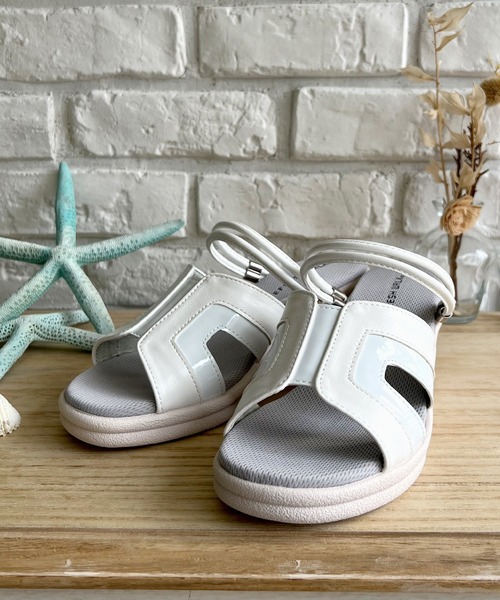LUGG NAGG（ラグナグ）の「【REFRESH WALK】【2WAY】ストラップ稼働サンダル【３Ｅ】（サンダル・レディース・ブラック/シルバー/ホワイト・L/M/S）」の16枚目の写真