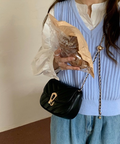 Miniministore(ミニミニストア)の「ミニショルダーバッグ キルティング鞄上品(ショルダーバッグ・レディース・ブラック/アイボリー・FREE)」の19枚目の写真
