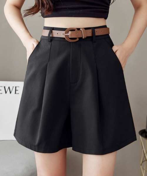 Teem Store（チームストア）の「ベルト付き タックハーフショートパンツ（その他パンツ・レディース・ホワイト/ベージュ/ブラック・S/M）」の17枚目の写真