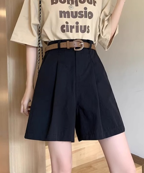 Teem Store（チームストア）の「ベルト付き タックハーフショートパンツ（その他パンツ・レディース・ホワイト/ベージュ/ブラック・S/M）」の16枚目の写真