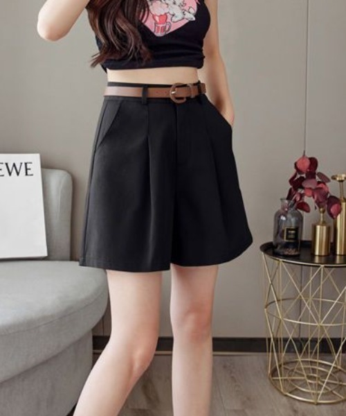 Teem Store（チームストア）の「ベルト付き タックハーフショートパンツ（その他パンツ・レディース・ホワイト/ベージュ/ブラック・S/M）」の19枚目の写真