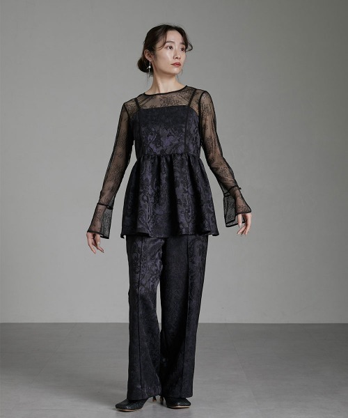 Callarus(カラルス)の「〔Callarus〕ベルスリーブ花柄チュールトップス(ドレス・レディース・ブラック/アイボリー・L/M/LL/3L/S)」の11枚目の写真