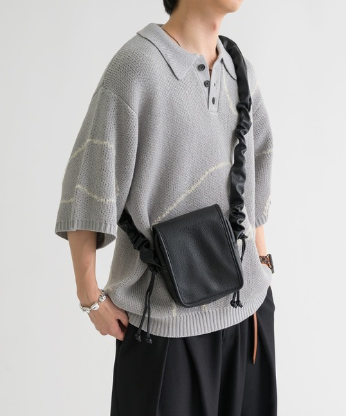 epnok(エプノック)の「シャーリングスクエアミニショルダーバッグ(ショルダーバッグ・メンズ・ブラック・ONE SIZE)」の17枚目の写真