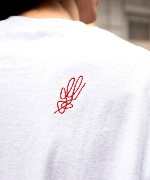 TOKYO CULTUART by BEAMS（トウキョウカルチャートバイビームス）の「norahi / starskel Tee Shirt　Hologram（Tシャツ/カットソー・レディース・ライトグレー/チャコールグレー・LARGE/SMALL/MEDIUM/X-LARGE）」の9枚目の写真