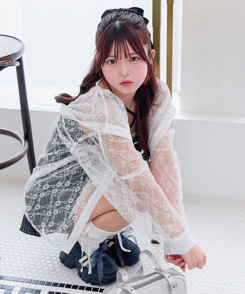 OLIVE des OLIVE(オリーブデオリーブ)の「フードBigシャツ(シャツ/ブラウス・レディース・ネイビー/サックスブルー/アイボリー/オフホワイト・FREE)」の6枚目の写真