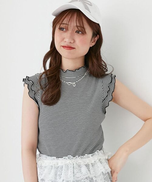 MAJESTIC LEGON（マジェスティックレゴン）の「ノースリフリルメロウリブトップス（Tシャツ/カットソー・レディース・アイボリー/グレイッシュベージュ/イエロー/モカ/ライトグリーン/ブルー/ネイビー/ブラック系その他/ブラック/ボルドー・MEDIUM）」の3枚目の写真