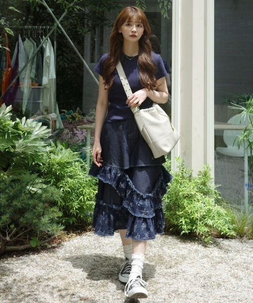 damage frill denim skirt／花柄ジャガードフリルデザイン