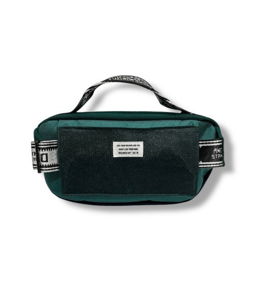 DECEMBERMAY(ディセンバーメイ)の「【UNISEX】Soft Mesh 2way Body bag(ボディバッグ/ウエストポーチ・メンズ・ブラック/ベージュ/イエロー・ONE SIZE)」の9枚目の写真