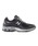 New Balance�i�j���[�o�����X�j�́u2002R�i�X�j�[�J�[�j�v�b�u���b�N