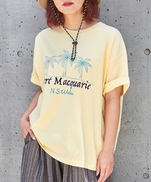 CUBE SUGAR(キューブシュガー)の「21/-シルケット風天竺接触冷感裾タックTシャツ(Tシャツ/カットソー・レディース・イエロー/ネイビー/ホワイト/ブルー/マルチ・M)」の1枚目の写真