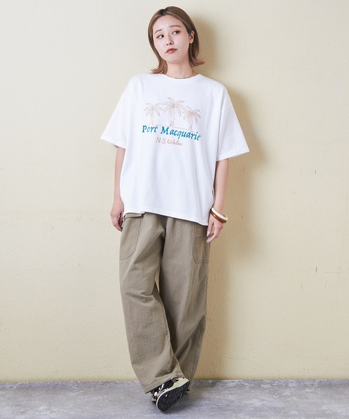 CUBE SUGAR(キューブシュガー)の「21/-シルケット風天竺接触冷感裾タックTシャツ(Tシャツ/カットソー・レディース・イエロー/ネイビー/ホワイト/ブルー/マルチ・M)」の17枚目の写真