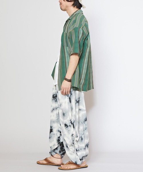 チャイハネ(チャイハネ)の「【チャイハネ】インド綿ストライプ織り デルアMEN'S開襟シャツ(シャツ/ブラウス・メンズ・オレンジ/グリーン/ホワイト・FREE)」の4枚目の写真