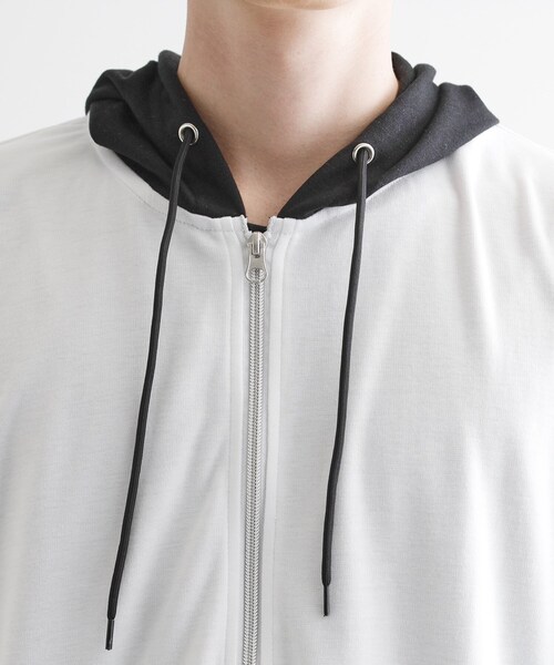 tk.TAKEO KIKUCHI(ティーケータケオキクチ)の「◆ドルマンジップパーカ(パーカー・メンズ・ブラック/ホワイト系5/ブラック系4/ライトグレー・02/03)」の16枚目の写真
