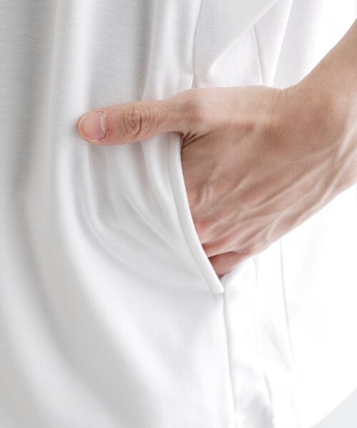 tk.TAKEO KIKUCHI(ティーケータケオキクチ)の「◆ドルマンジップパーカ(パーカー・メンズ・ブラック/ホワイト系5/ブラック系4/ライトグレー・02/03)」の19枚目の写真