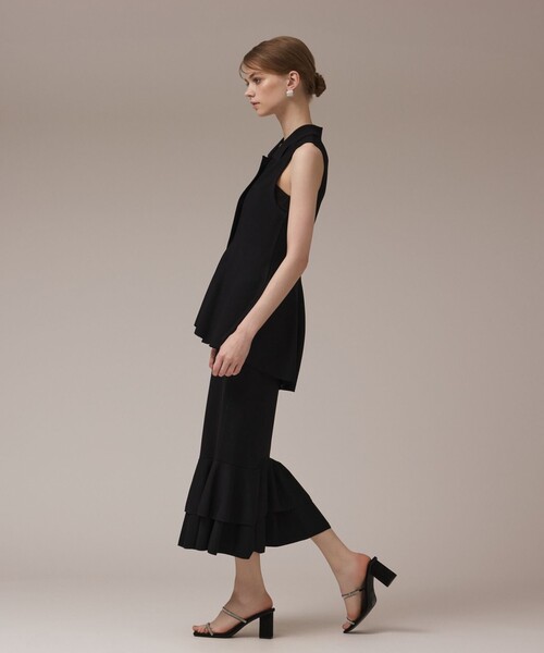 GRACE CONTINENTAL（グレースコンチネンタル）の「ビジューニットベスト（ベスト・レディース・ブラック/ボルドー・38/36）」の5枚目の写真