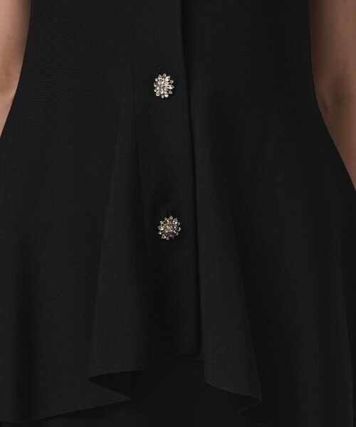 GRACE CONTINENTAL（グレースコンチネンタル）の「ビジューニットベスト（ベスト・レディース・ブラック/ボルドー・38/36）」の9枚目の写真