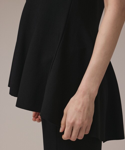 GRACE CONTINENTAL（グレースコンチネンタル）の「ビジューニットベスト（ベスト・レディース・ブラック/ボルドー・38/36）」の10枚目の写真