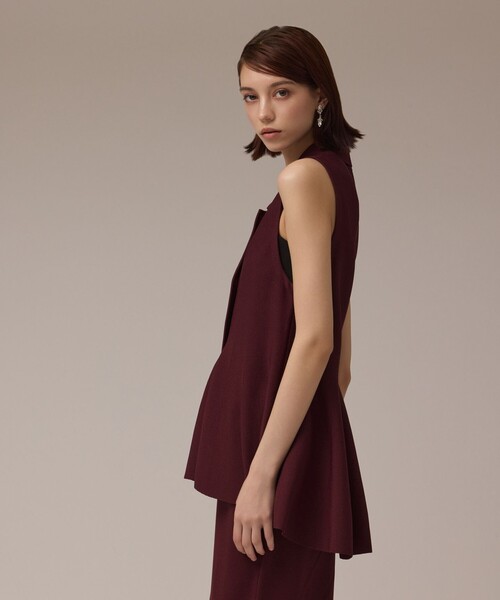 GRACE CONTINENTAL（グレースコンチネンタル）の「ビジューニットベスト（ベスト・レディース・ブラック/ボルドー・38/36）」の16枚目の写真