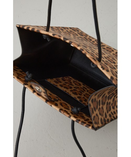 AZUL by moussy（アズールバイマウジー）の「ナローハンドルショッパーバッグ（トートバッグ・レディース・シルバー/ブラック/ブラウン系その他/ピンク・FREE）」の20枚目の写真