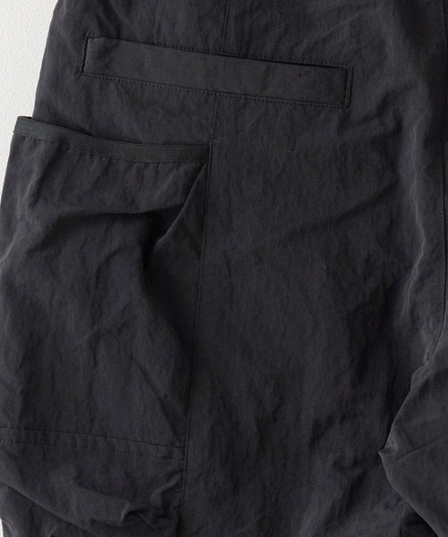 REMI RELIEF（レミレリーフ）の「REMI RELIEF/レミレリーフ ナイロンタッサーサイドポケットイージーショーツ（その他パンツ・メンズ・ベージュ/ブラック・M/S）」の5枚目の写真