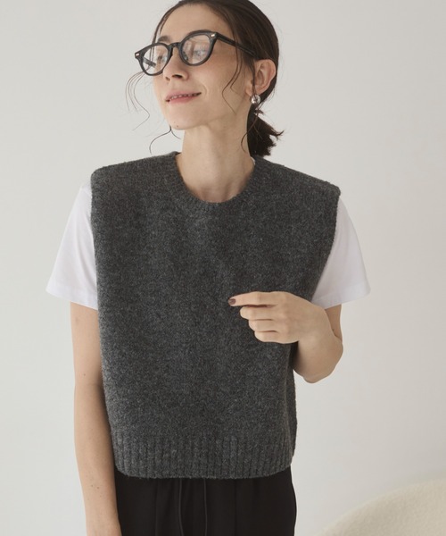 ANGIE（アンジー）の「バックオープン ニット ベスト（ベスト・レディース・チャコール/ベージュ/ブラウン・FREE）」の20枚目の写真