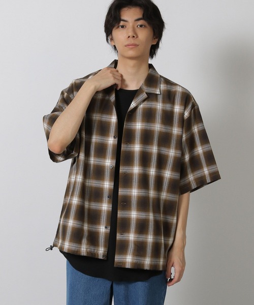 LAKOLE（ラコレ）の「裾ドロスト半袖シャツ / 571777（シャツ/ブラウス・メンズ・グレー/ホワイト/ブラウン/ライトグリーン・MEDIUM/LARGE）」の3枚目の写真