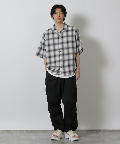 LAKOLE（ラコレ）の「裾ドロスト半袖シャツ / 571777（シャツ/ブラウス・メンズ・グレー/ホワイト/ブラウン/ライトグリーン・MEDIUM/LARGE）」の22枚目の写真