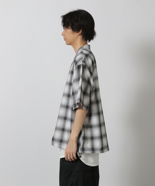 LAKOLE（ラコレ）の「裾ドロスト半袖シャツ / 571777（シャツ/ブラウス・メンズ・グレー/ホワイト/ブラウン/ライトグリーン・MEDIUM/LARGE）」の14枚目の写真