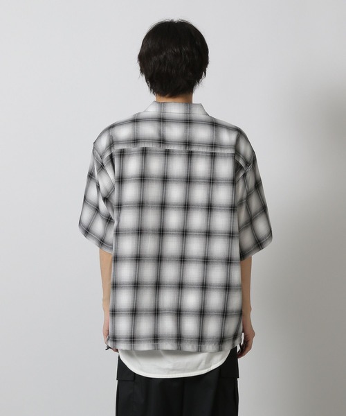 LAKOLE（ラコレ）の「裾ドロスト半袖シャツ / 571777（シャツ/ブラウス・メンズ・グレー/ホワイト/ブラウン/ライトグリーン・MEDIUM/LARGE）」の13枚目の写真