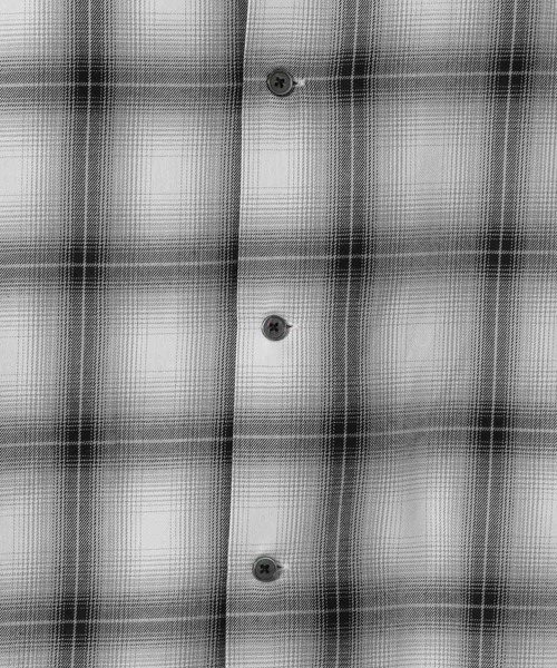 LAKOLE（ラコレ）の「裾ドロスト半袖シャツ / 571777（シャツ/ブラウス・メンズ・グレー/ホワイト/ブラウン/ライトグリーン・MEDIUM/LARGE）」の7枚目の写真