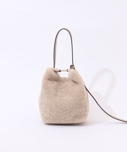 LORISTELLA（ロリステッラ）の「【LORISTELLA/ロリステッラ】別注キューブワンハンドルムートンバッグ（ショルダーバッグ・レディース・ベージュ・FREE）」の9枚目の写真