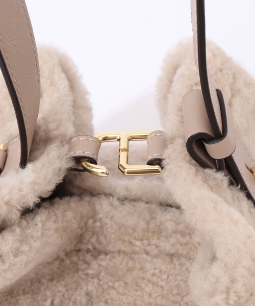 LORISTELLA（ロリステッラ）の「【LORISTELLA/ロリステッラ】別注キューブワンハンドルムートンバッグ（ショルダーバッグ・レディース・ベージュ・FREE）」の14枚目の写真