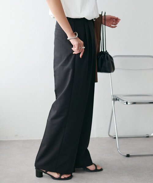 DISCOAT（ディスコート）の「【ユニセックス】タックワイドスラックス（スラックス・レディース・ネイビー/グレー/ブラック・MEDIUM/LARGE）」の6枚目の写真