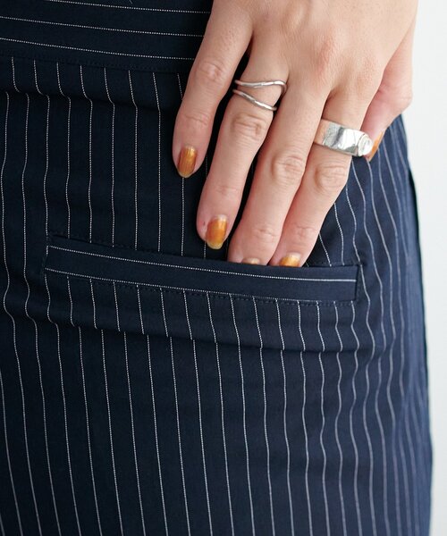 DISCOAT（ディスコート）の「【ユニセックス】タックワイドスラックス（スラックス・レディース・ネイビー/グレー/ブラック・MEDIUM/LARGE）」の17枚目の写真