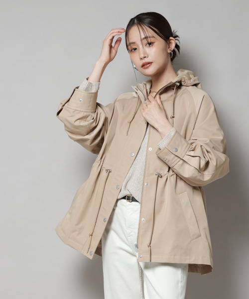 NANO universe（ナノユニバース）の「撥水加工フードブルゾン（ブルゾン・レディース・ブラック/ベージュ/モカ・FREE）」の3枚目の写真