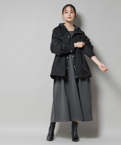 NANO universe（ナノユニバース）の「撥水加工フードブルゾン（ブルゾン・レディース・ブラック/ベージュ/モカ・FREE）」の19枚目の写真